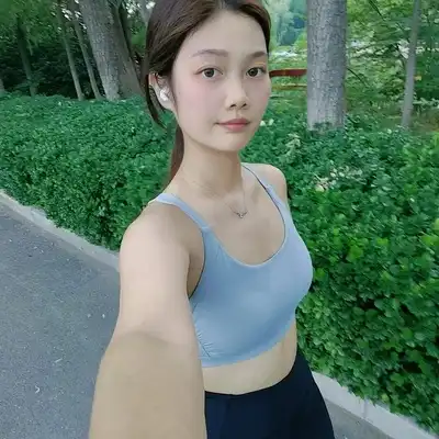 顾军语